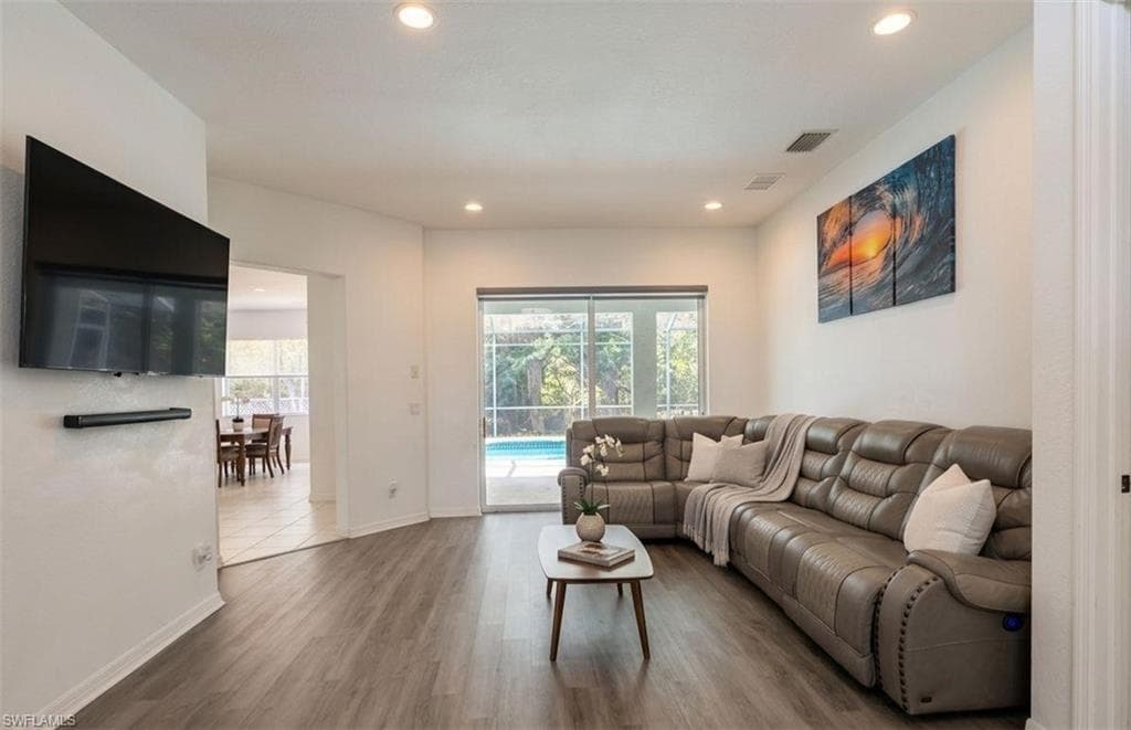 3935 10th Ave, Naples, photo 3