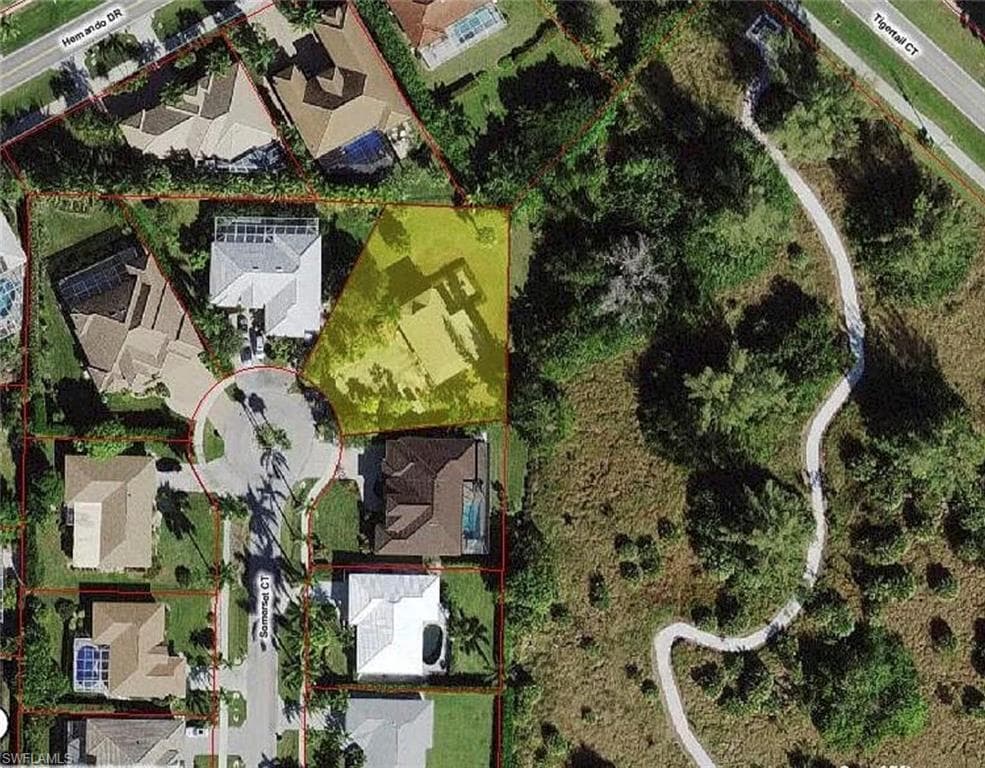 617 Somerset Ct, Marco Island