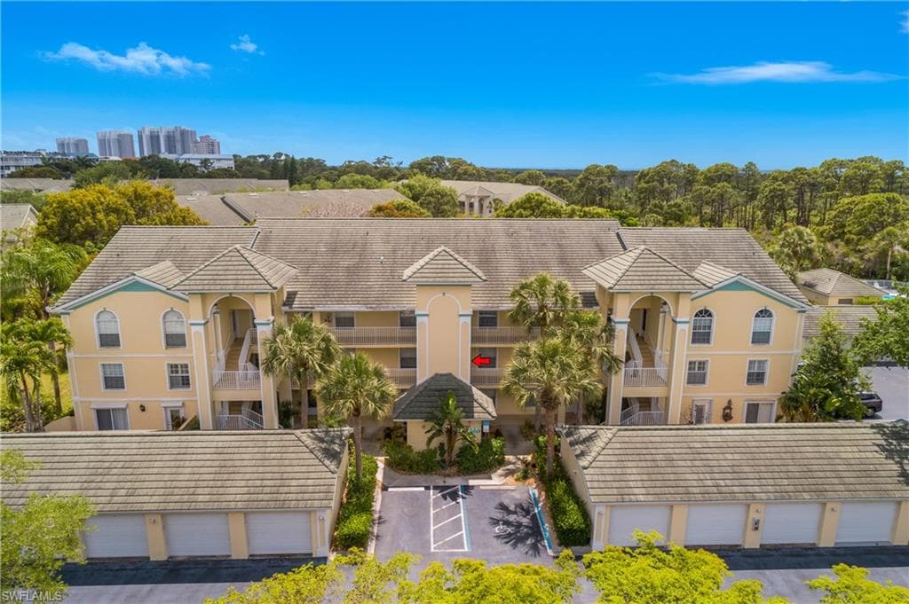 15475 Cedarwood Ln #203, Naples, photo 2