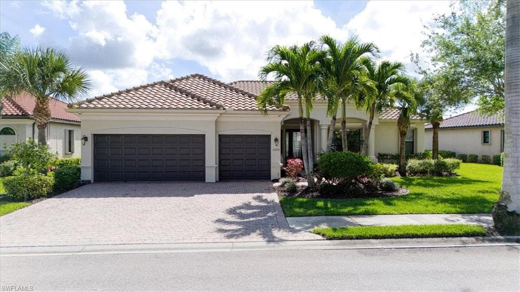 11015 Longwing Dr, Fort Myers