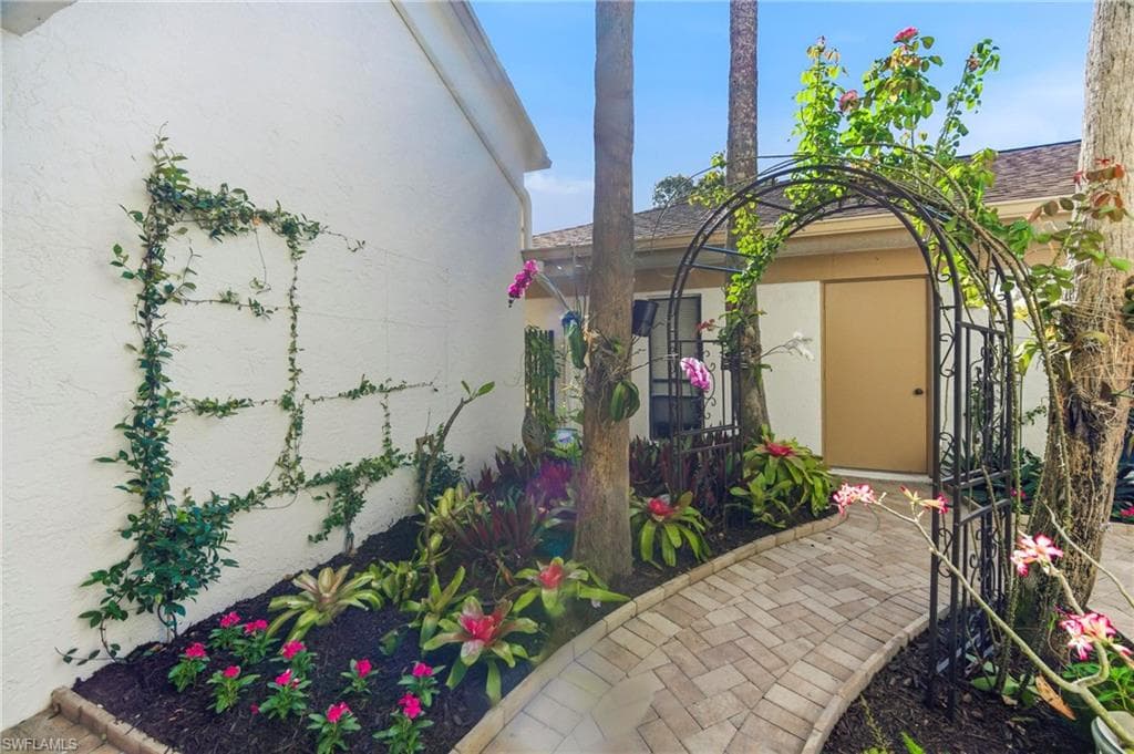 517 Lake Louise Cir #103, Naples, photo 3