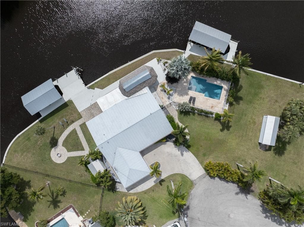 416 Seaworthy Rd, North Fort Myers, photo 2