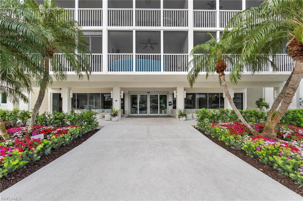 1 Bluebill Ave #402, Naples, photo 3