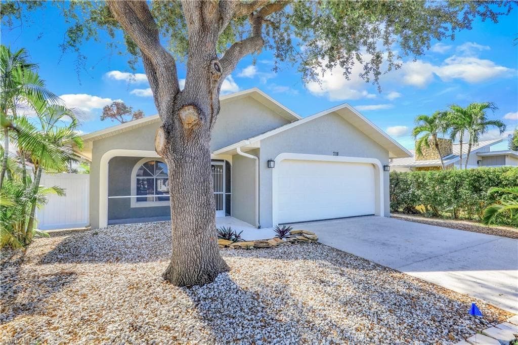 718 95th Ave, Naples, photo 2