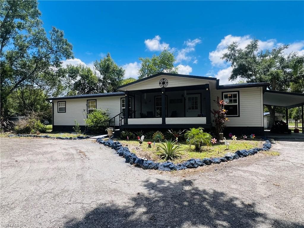 155 Evans Rd, Labelle