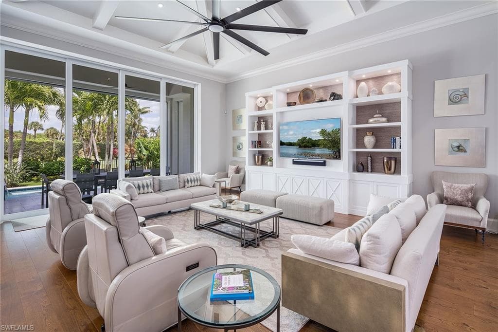 705 Wedge Dr, Naples, photo 2