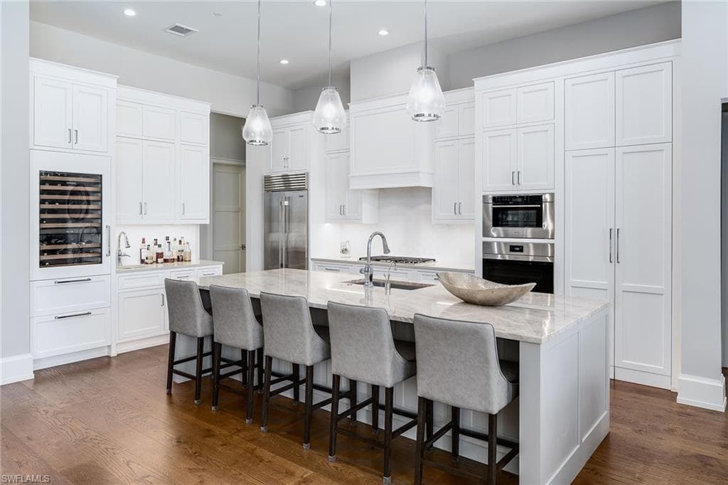 705 Wedge Dr, Naples, photo 3