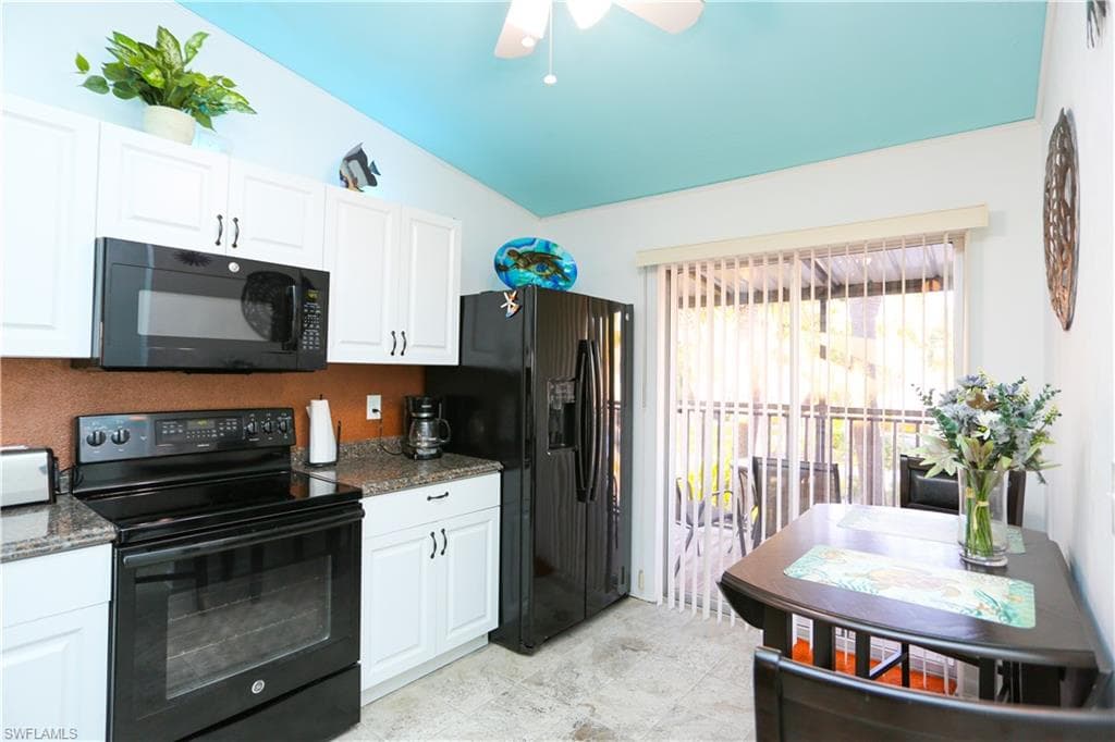 4030 Northlight Dr, Naples