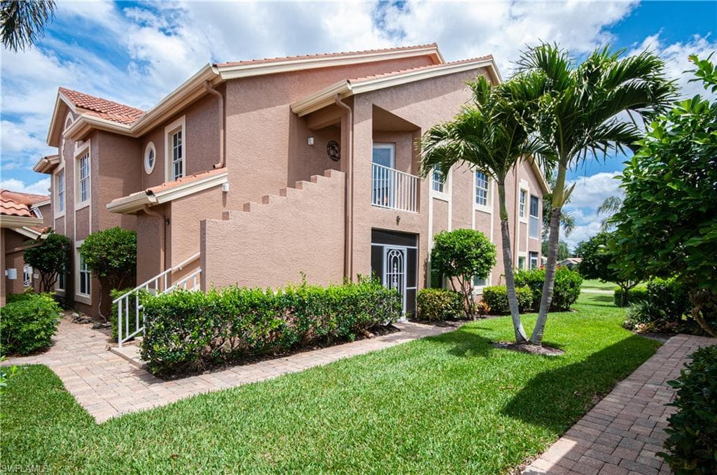 13255 Sherburne Cir #2104, Bonita Springs