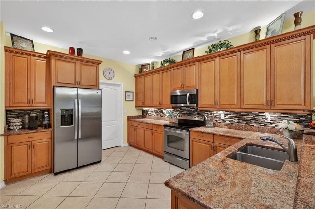 12416 Muddy Creek Ln, Fort Myers, photo 3