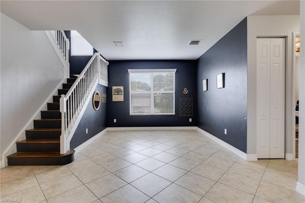 10519 Winged Elm Ln, Fort Myers, photo 3
