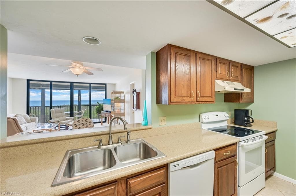 17 Bluebill Ave #803, Naples, photo 3
