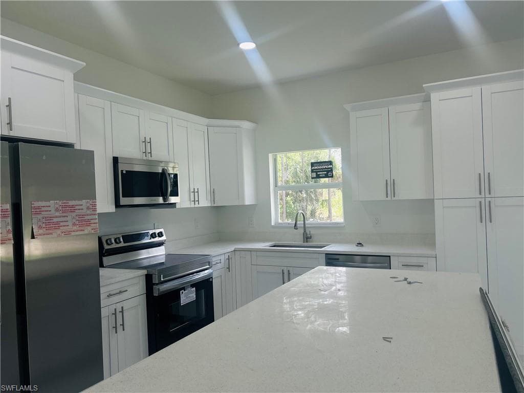 4668 47th Ave, Naples, photo 2