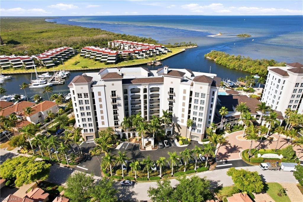 3313 Sunset Key Cir #105, Punta Gorda, photo 2
