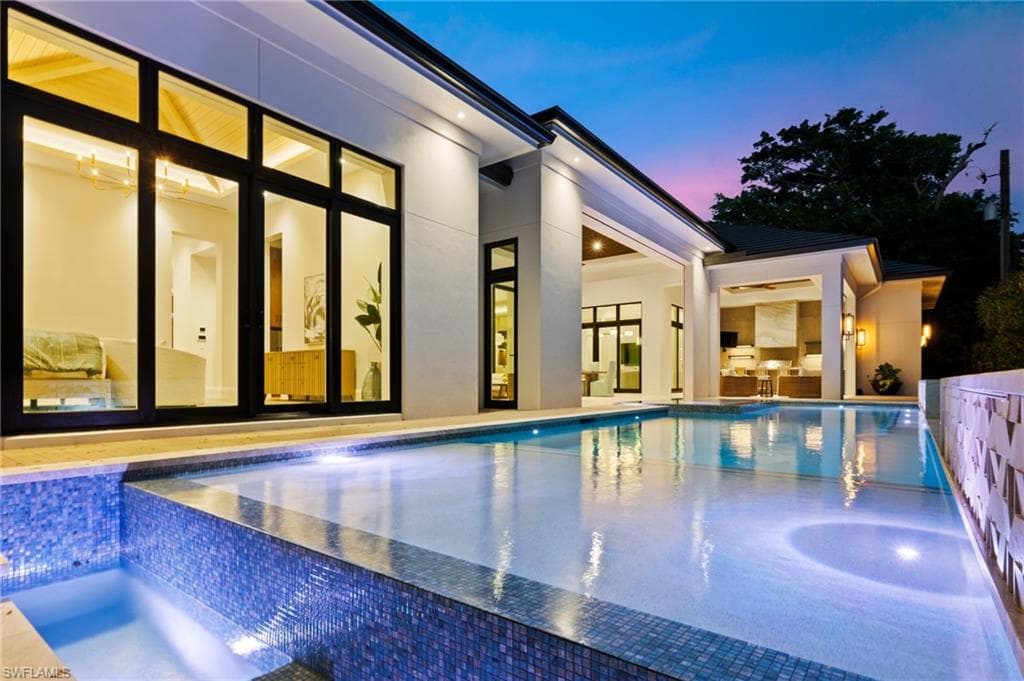 444 Orchid Dr, Naples, photo 2