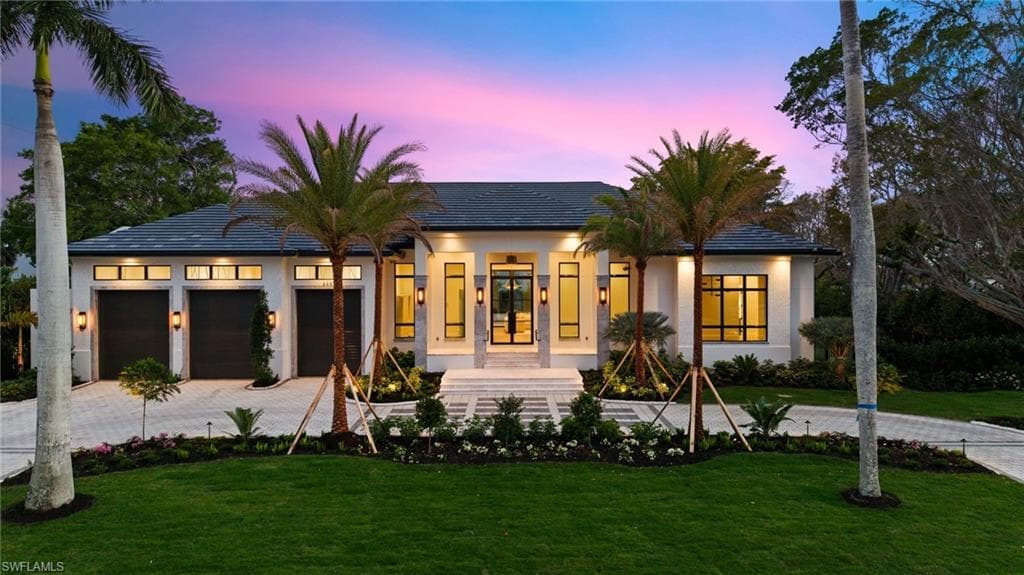 444 Orchid Dr, Naples