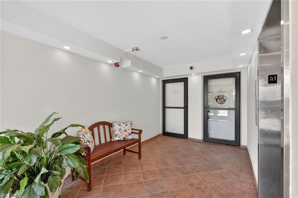 200 Pebble Beach Blvd #d103, Naples, photo 2