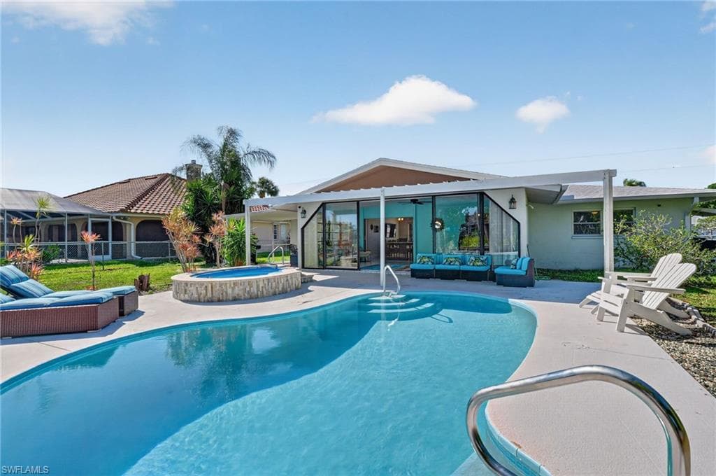 1211 21st St, Cape Coral