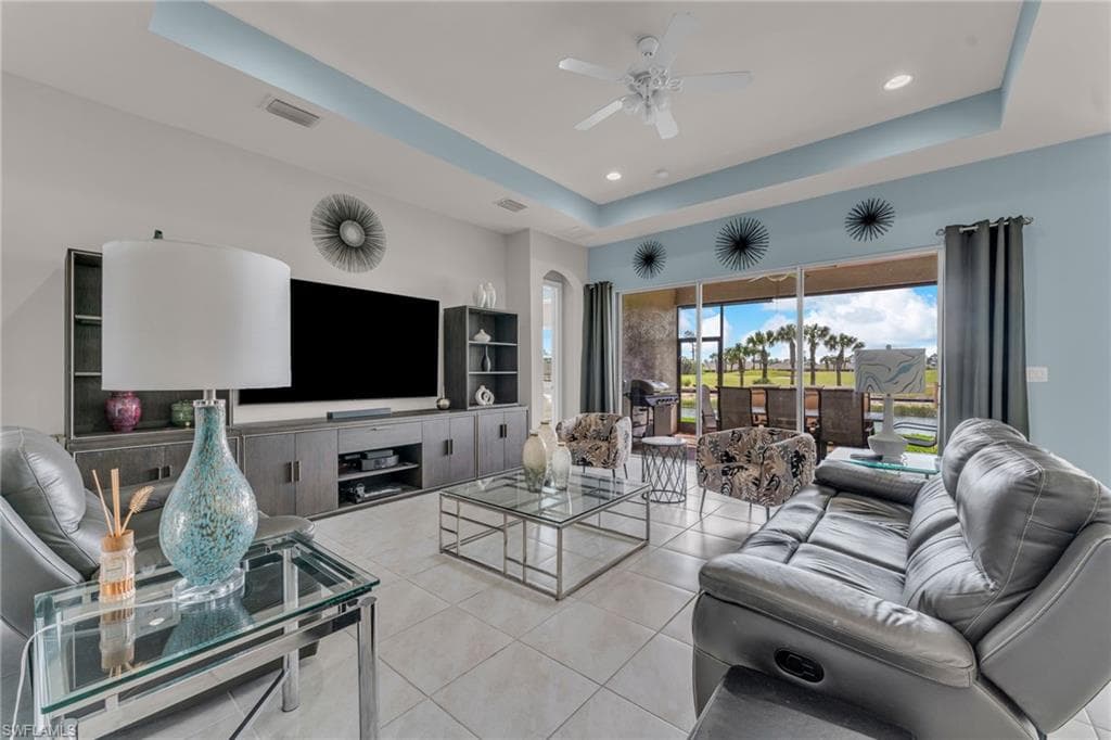 3596 Avenida Del Vera, North Fort Myers, photo 2