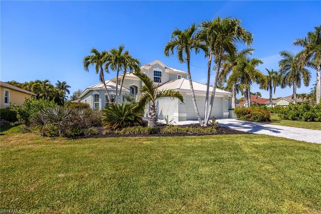 2513 Blackburn Cir, Cape Coral, photo 3