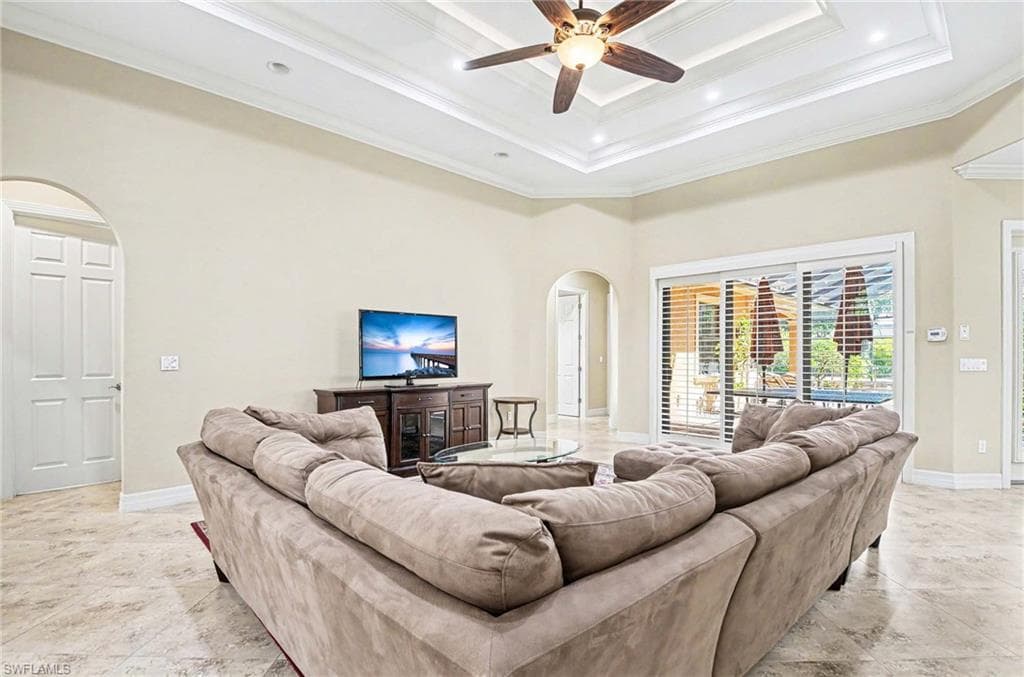 672 Fairway Ter, Naples, photo 3