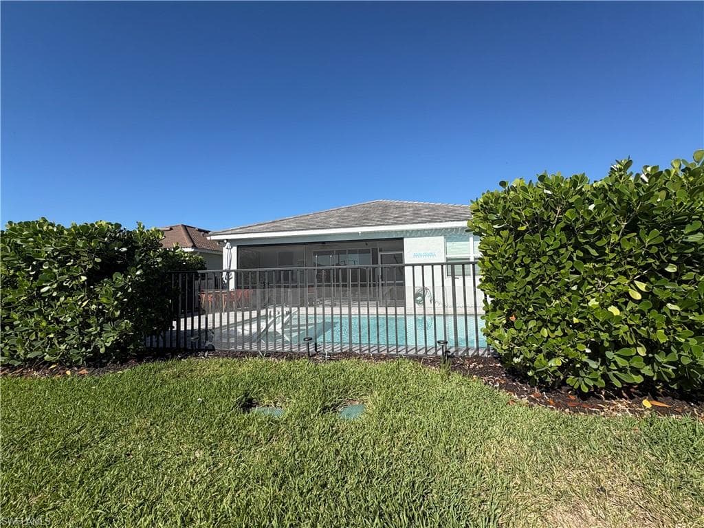 2458 Orchard St, Naples, photo 3