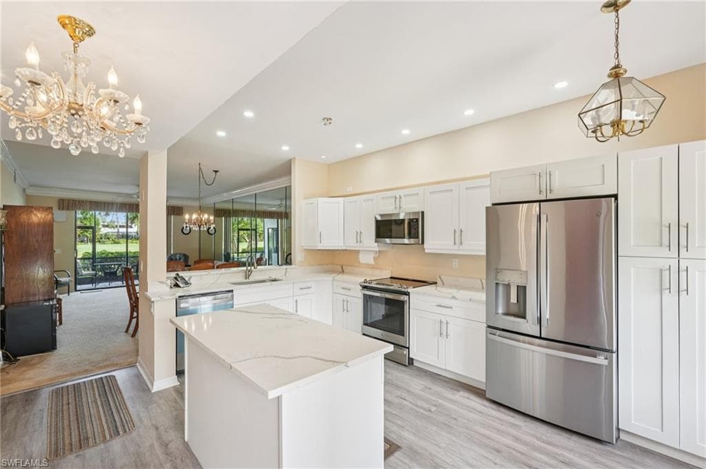 7340 Coventry Ct #809, Naples