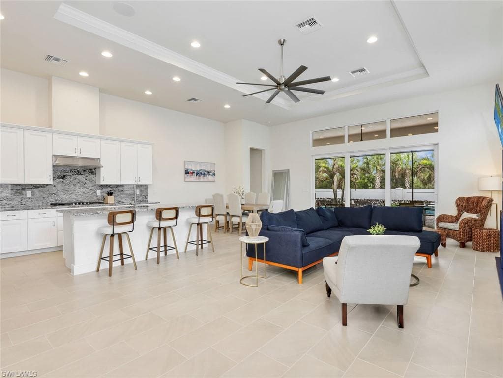 9288 Cayman Dr, Naples, photo 3