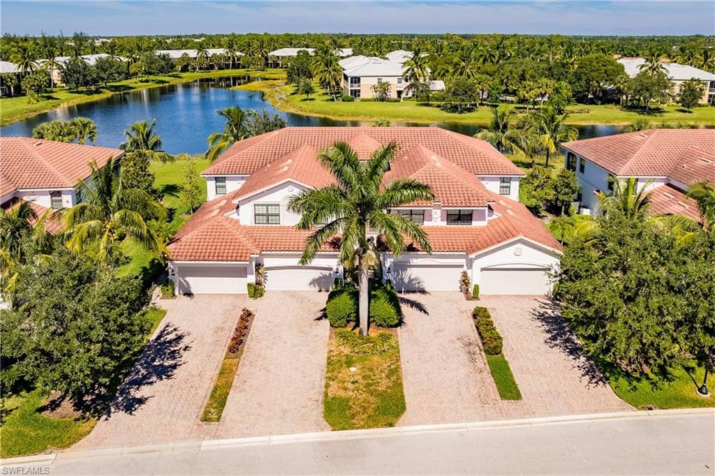 3157 Aviamar Cir #102, Naples, photo 2