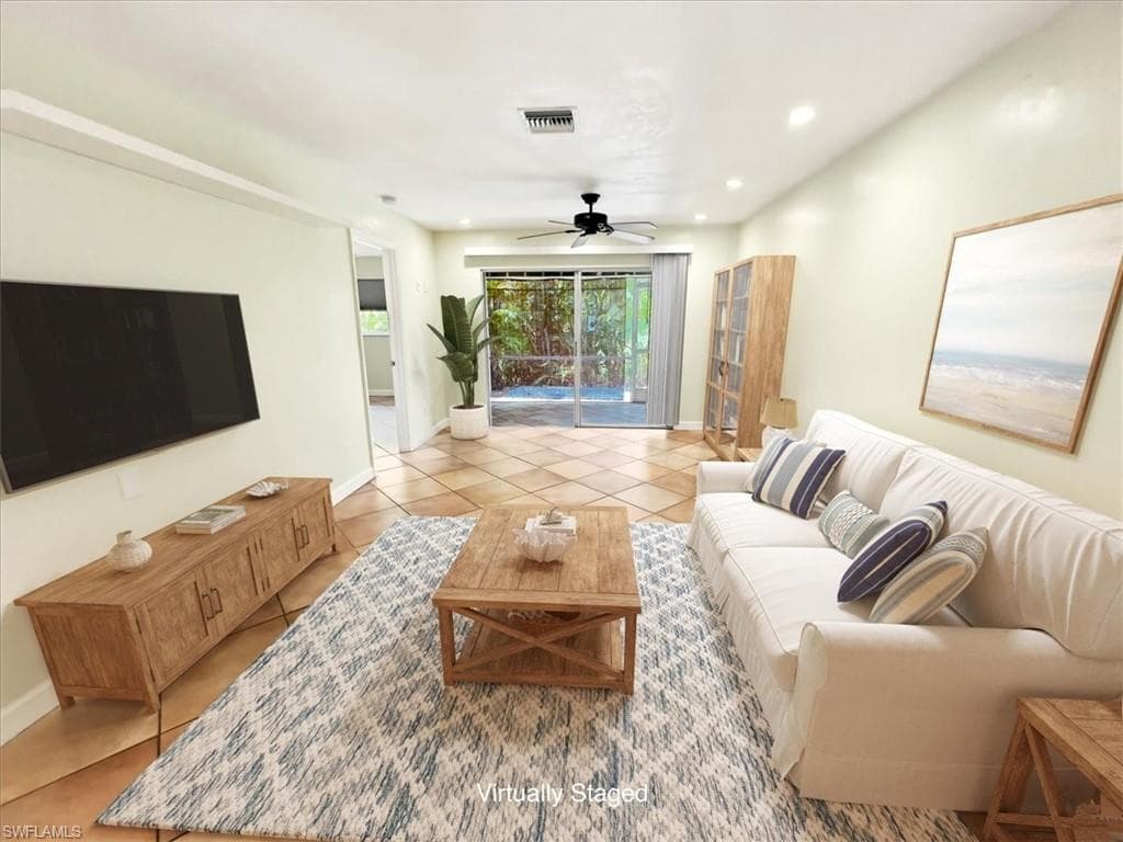 1025 Pine Isle Ln #1025, Naples, photo 3