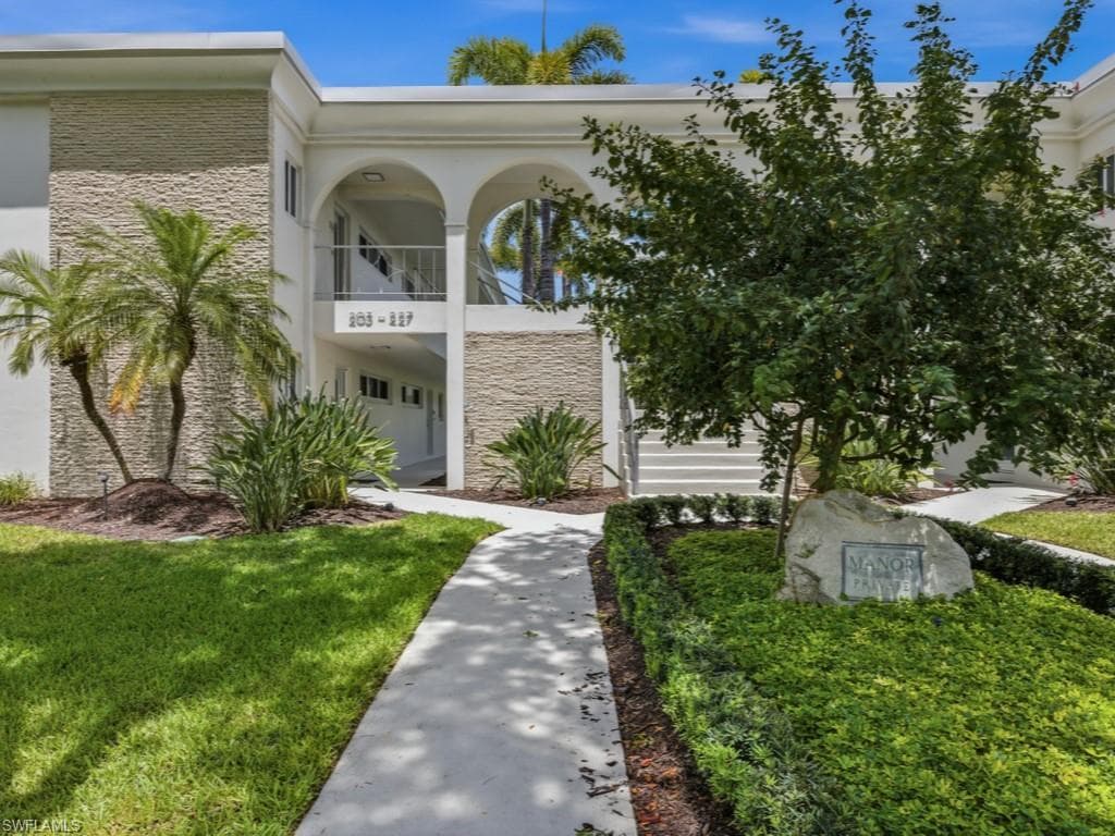 211 3rd Ave #211, Naples, photo 3