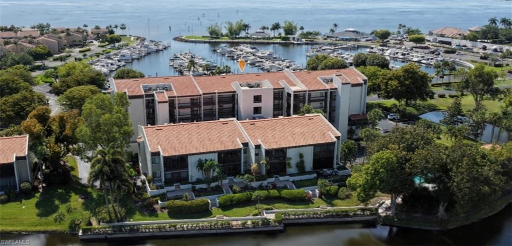 4821 Landings Dr #205, Fort Myers, photo 2