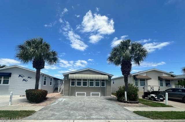 1509 Diamond Lake Cir, Naples, photo 2