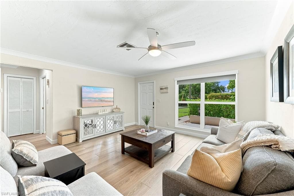 809 Palm View Dr #8, Naples, photo 3