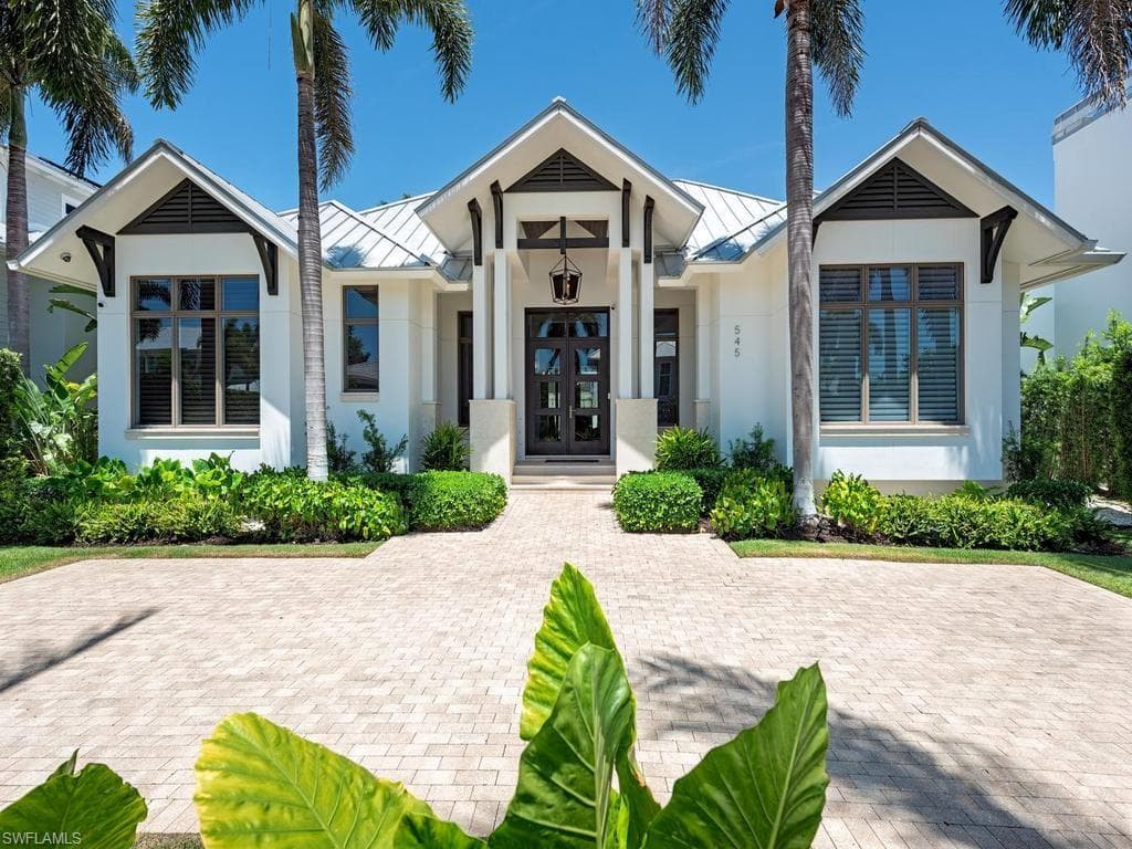 545 13th Ave, Naples
