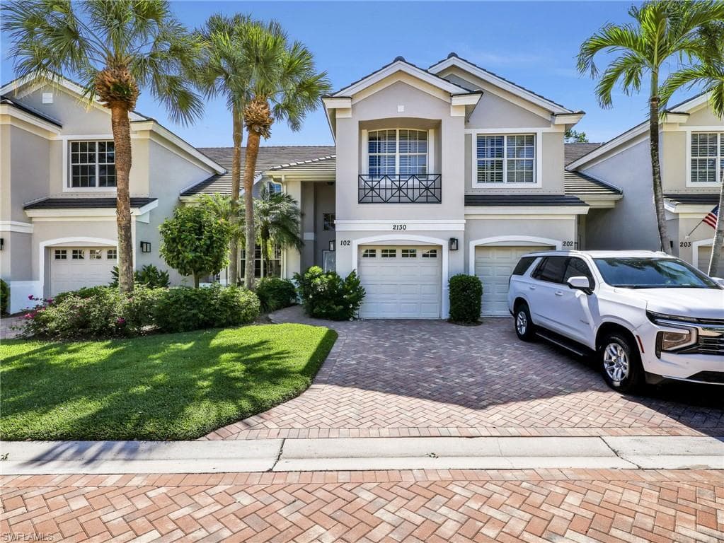 2130 Aberdeen Ln #9-102, Naples, photo 2