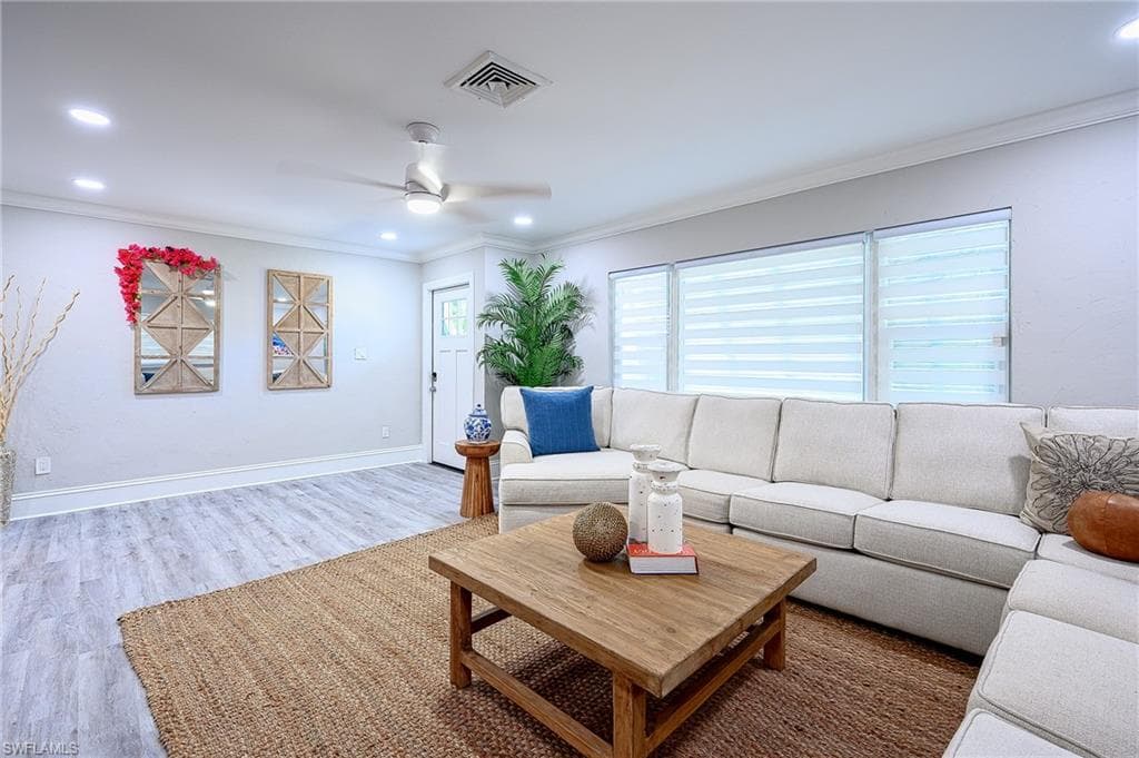 810 103rd Ave, Naples, photo 3