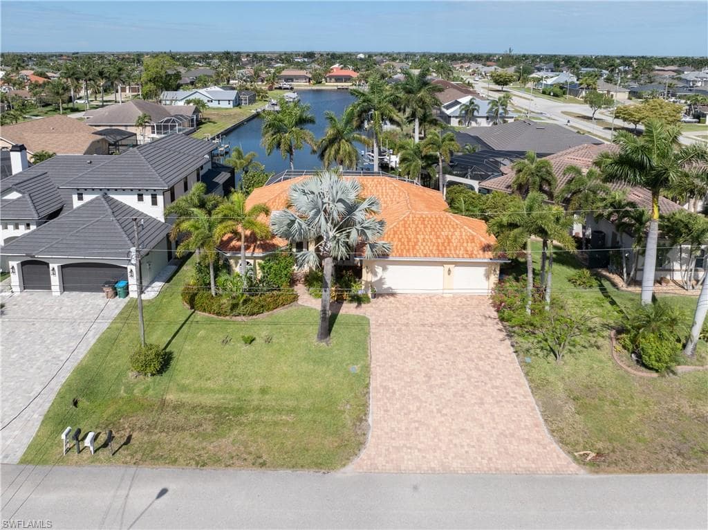 4228 23rd Pl, Cape Coral, photo 3