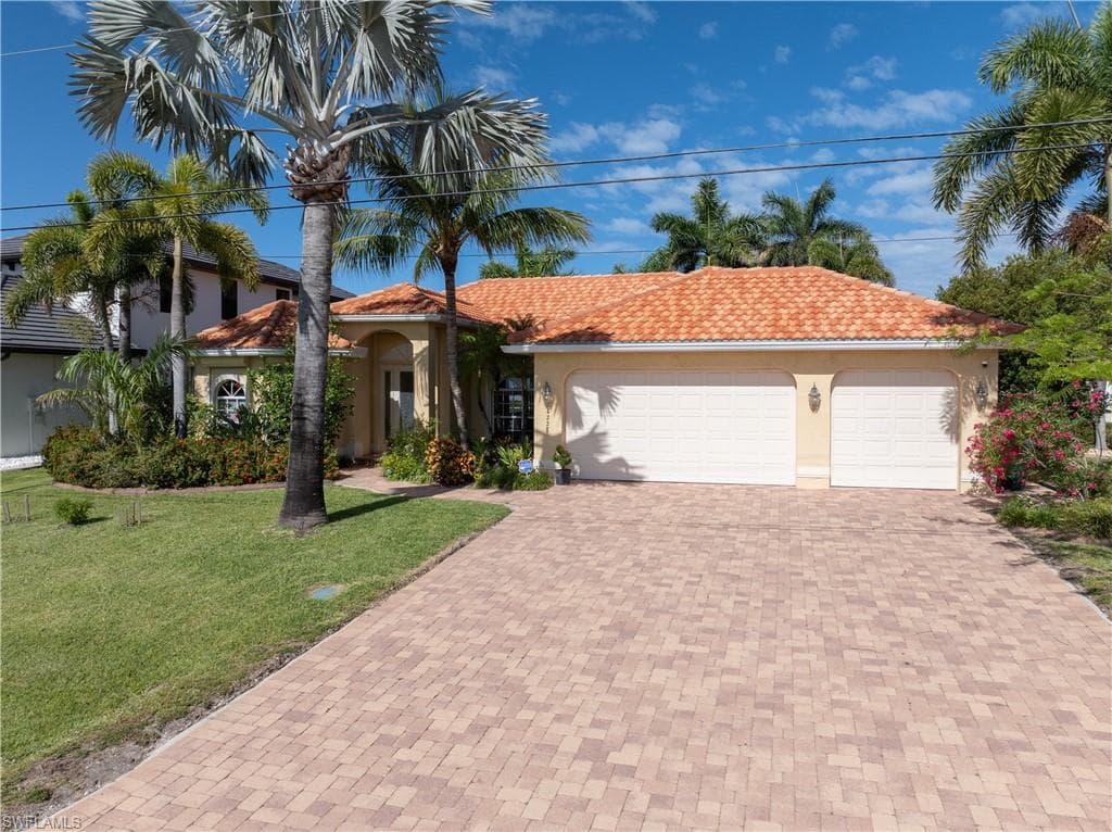 4228 23rd Pl, Cape Coral