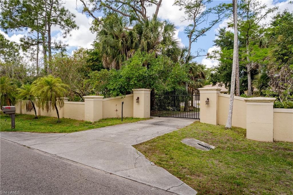1781 21st St, Naples, photo 2