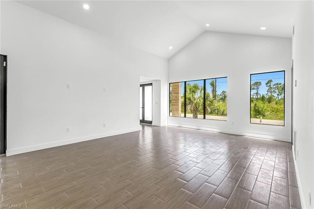 14074 Whittier Ln, Port Charlotte, photo 3
