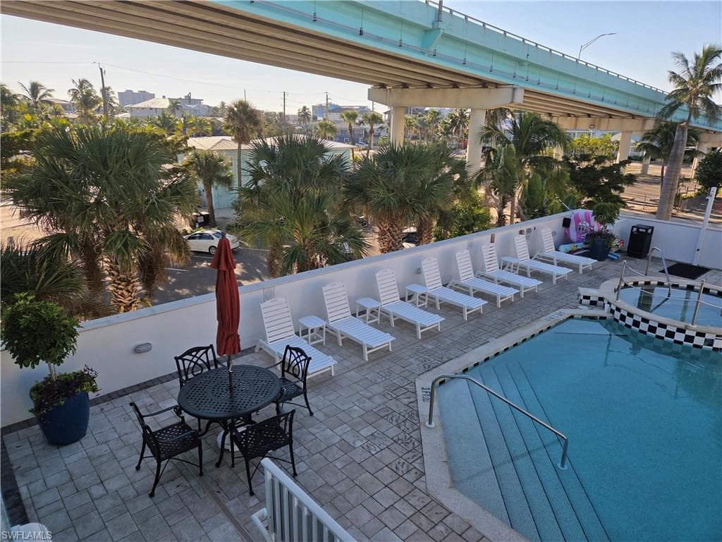 450 Old San Carlos Blvd #309, Fort Myers Beach, photo 3