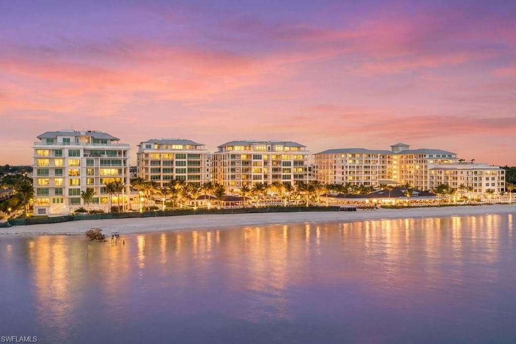 901 Gulf Shore Blvd #c-304, Naples