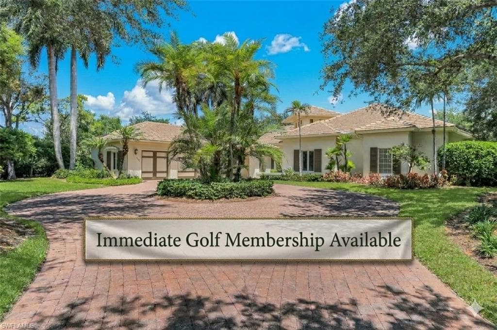 1284 Pocantico Ln, Naples