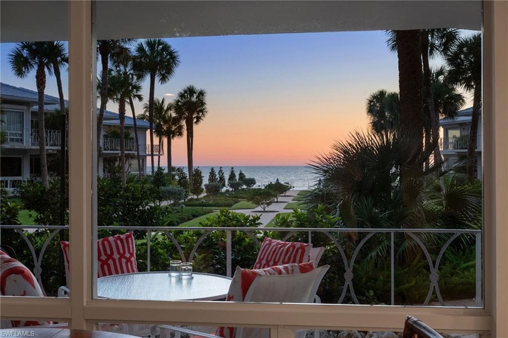 1851 Gulf Shore Blvd #103, Naples, photo 3