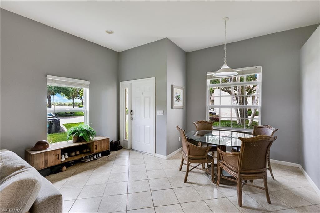 25080 Peacock Ln #102, Naples