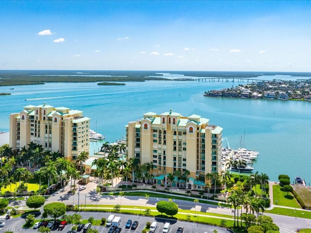 1069 Bald Eagle Dr #s401, Marco Island