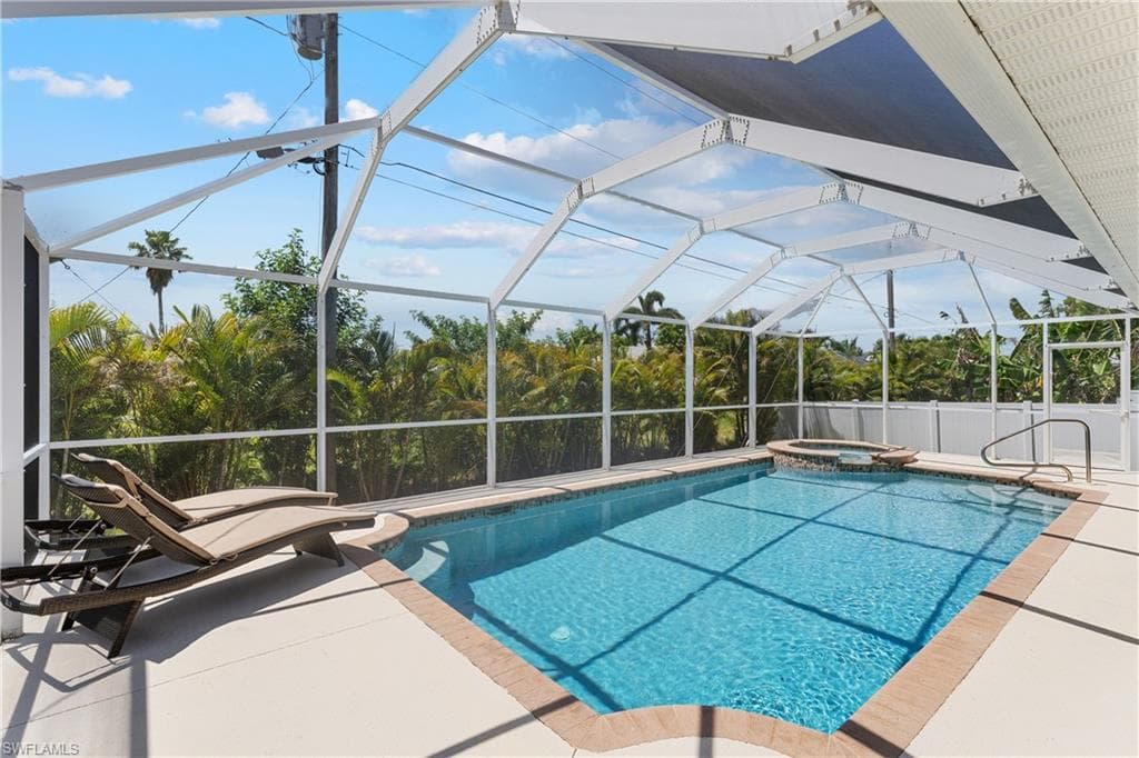2228 26th Ter, Cape Coral