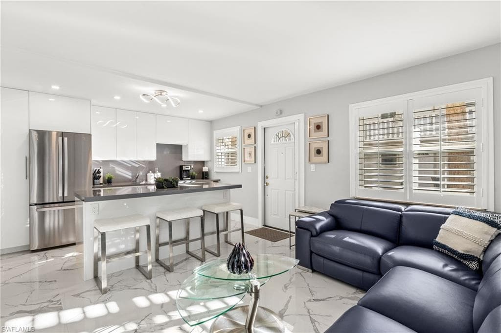 980 7th Ave #109, Naples, photo 2
