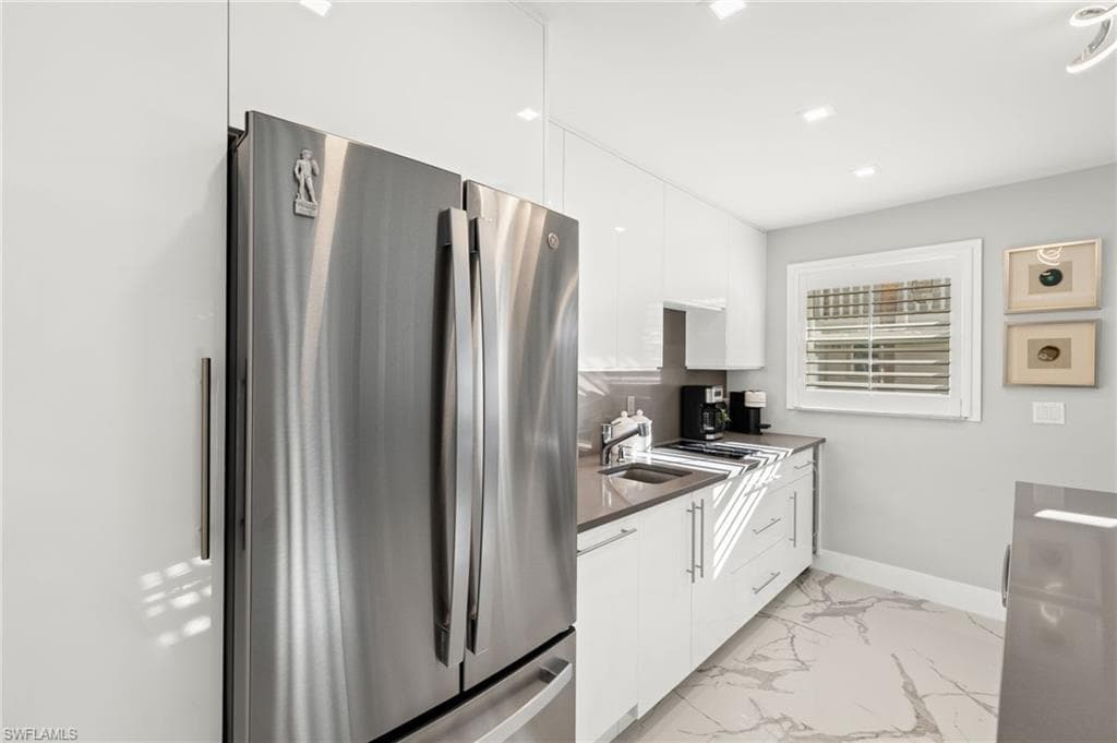 980 7th Ave #109, Naples, photo 3